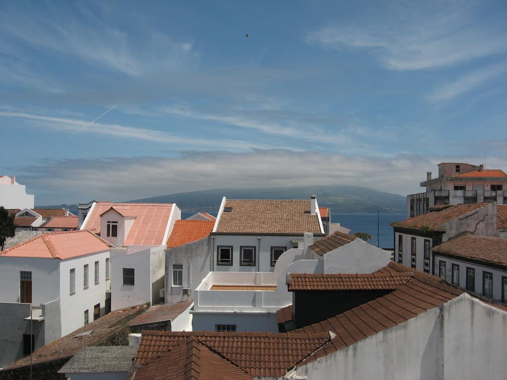 A Casa Do Lado ξενώνας Horta  Δωμάτιο φωτογραφία